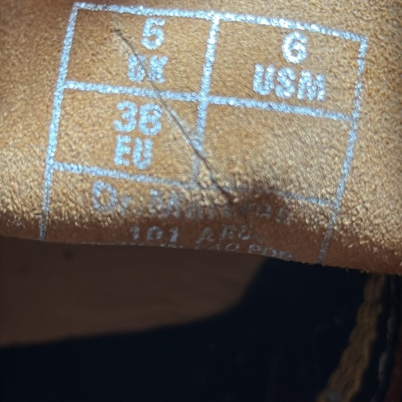 Dr martens 101 VINTAGE SMOOTH LEATHER ANKLE BOOTS size 8 black stitching - Picture 6 of 7